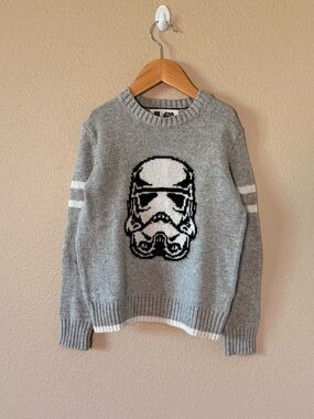 GAP Gray & White Stormtrooper Knit Sweater